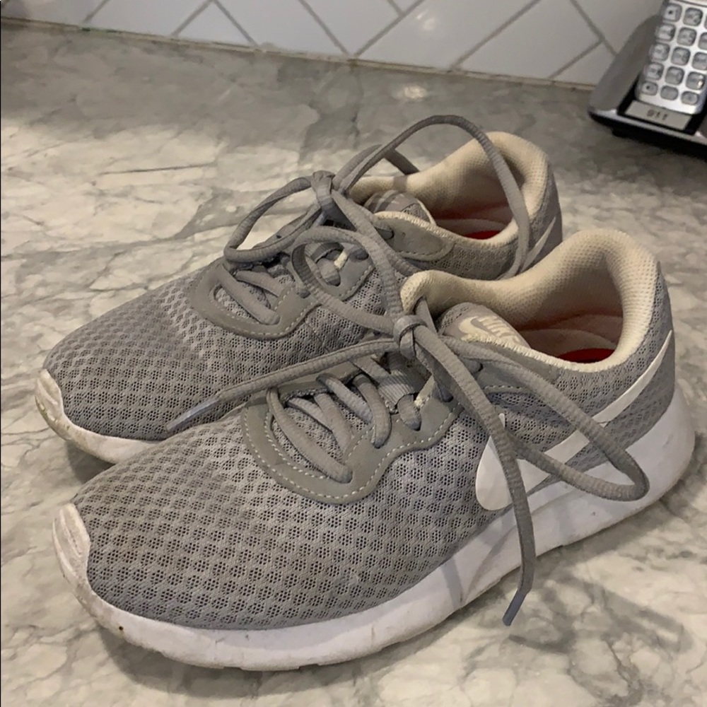 Nike 6